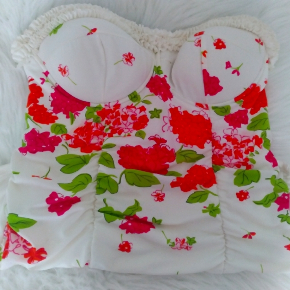 Jantzen one piece swimsuit-swimdress & straps. Color-Pink Orange& green flowered